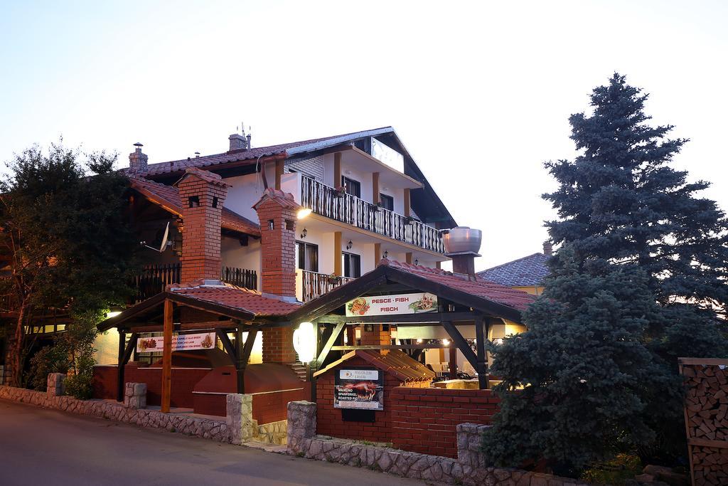 Guest House Zeba & Riviera Šilo Eksteriør bilde