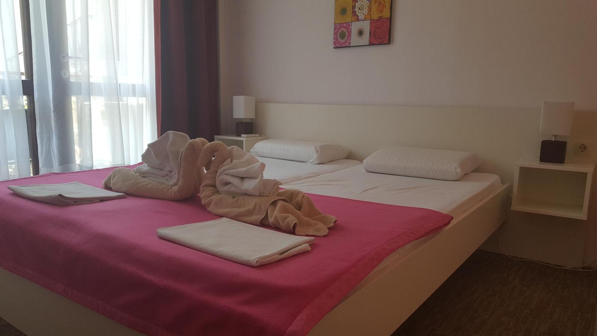 Guest House Zeba & Riviera Šilo Eksteriør bilde